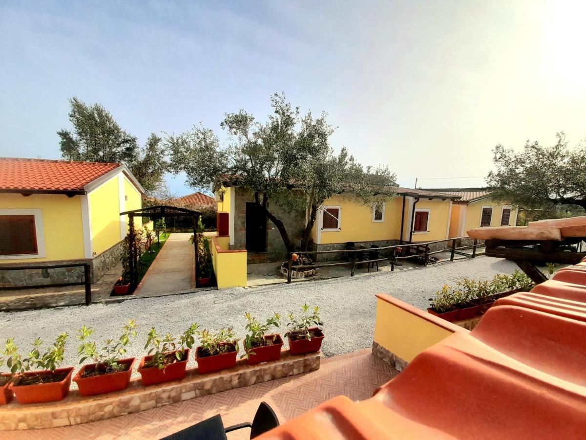 Parco Esmeralda - Family Residence E Breakfast Marina di Camerota Exterior foto