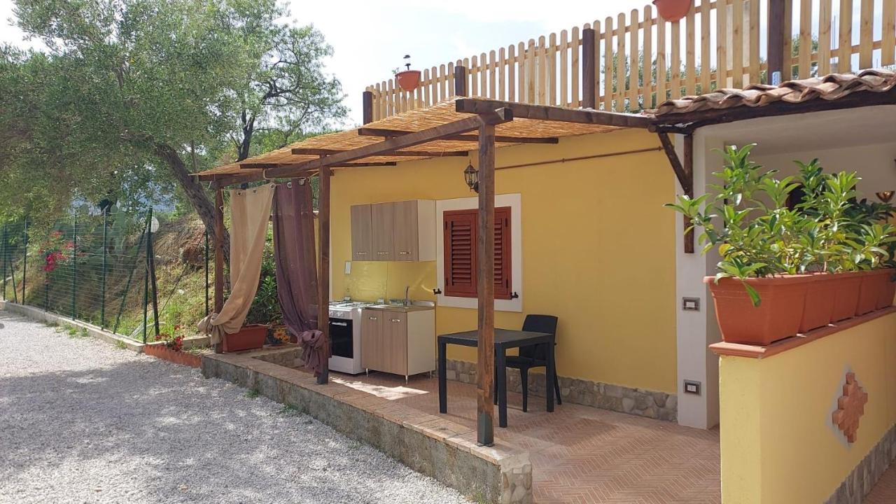 Parco Esmeralda - Family Residence E Breakfast Marina di Camerota Quarto foto